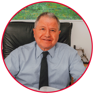 Dr. Vicente Paús